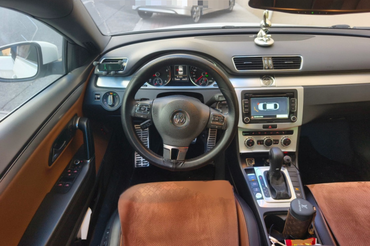 一汽-大众CC 2015款 1.8TSI 豪华型中控内饰13