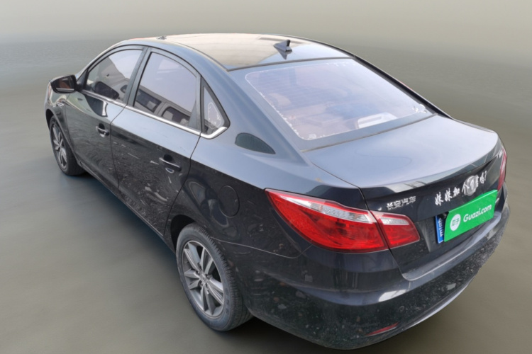 长安 逸动 2015款 1.6L 手动豪华型 国V车身外观5