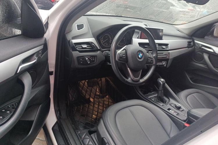 宝马X1 2016款 sDrive18Li 时尚型中控内饰20