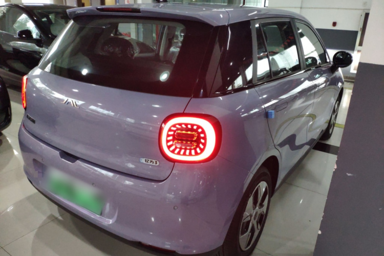 江淮钇为 钇为3 2024款 挚爱版 330km Lite车身外观7