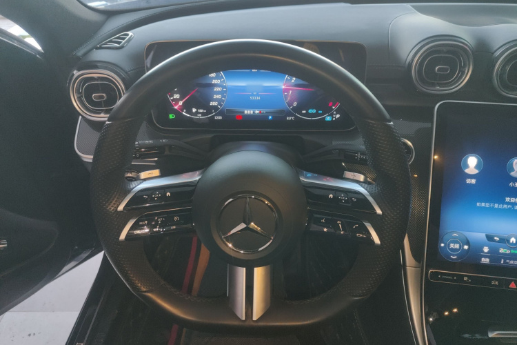 奔驰C级 2022款 改款 C 260 L 运动版中控内饰13
