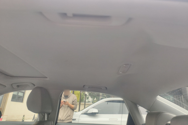 奥迪A4L 2013款 35 TFSI 自动舒适型局部细节22