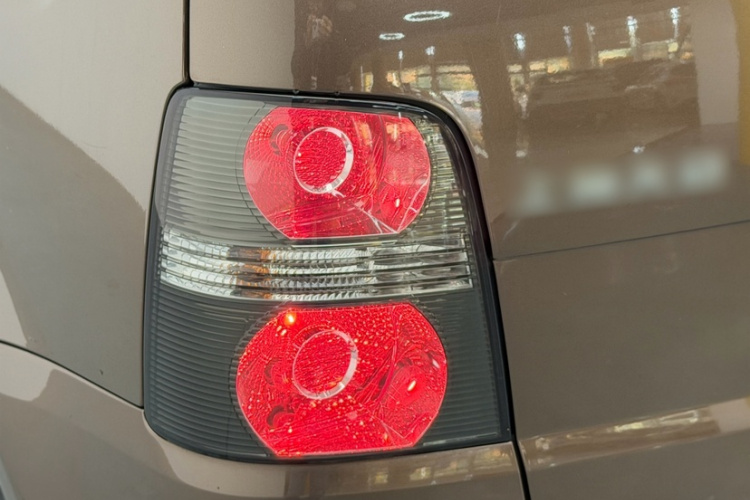 大众 途安 2013款 1.4T 手动风尚版5座车身外观6007