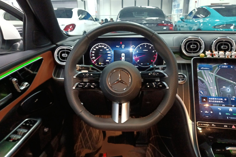 奔驰C级 2024款 C 260 L 运动版中控内饰13