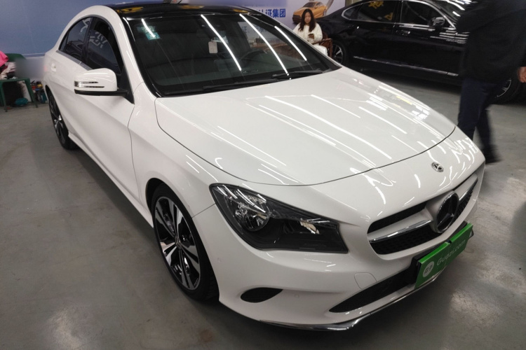 奔驰CLA 2018款 CLA 200 动感型车身外观6002