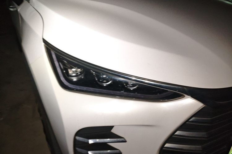 比亚迪 唐新能源 2018款 DM 2.0T 全时四驱智联创睿型 7座 国V车身外观6006