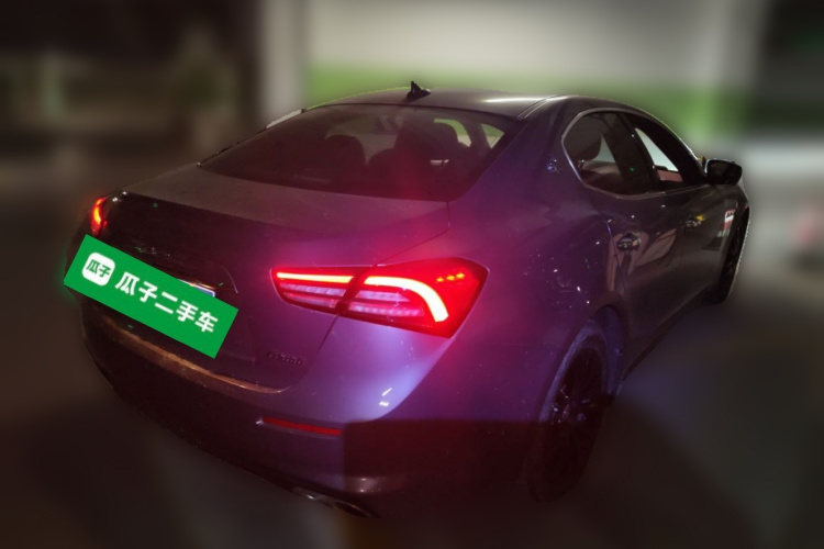 玛莎拉蒂 Ghibli 2021款 2.0T 锋芒版车身外观7