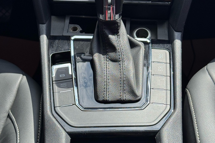 大众 凌渡 2018款 280TSI DSG舒适版中控内饰7005