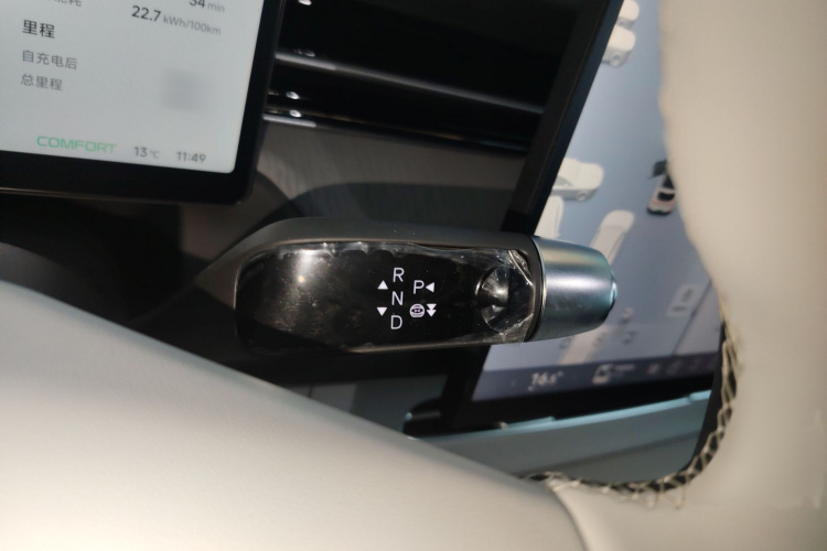 小鹏G6 2025款 625 长续航 Max 科技版局部细节18