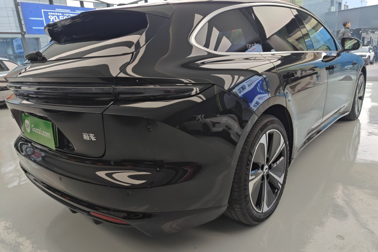 蔚来ET5T 2025款 75kWh Touring车身外观7