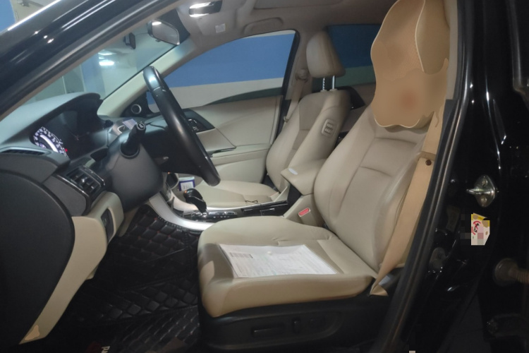 本田 雅阁 2014款 2.4L EX 豪华版中控内饰19