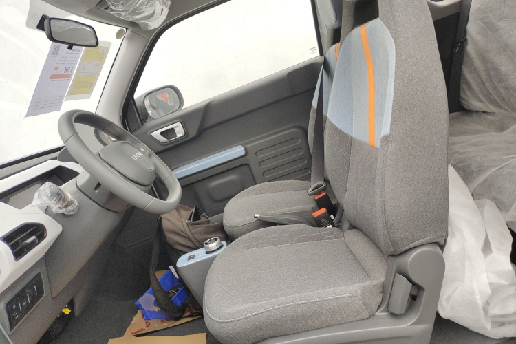 吉利银河 2024款 熊猫mini 200km 耐力熊局部细节19