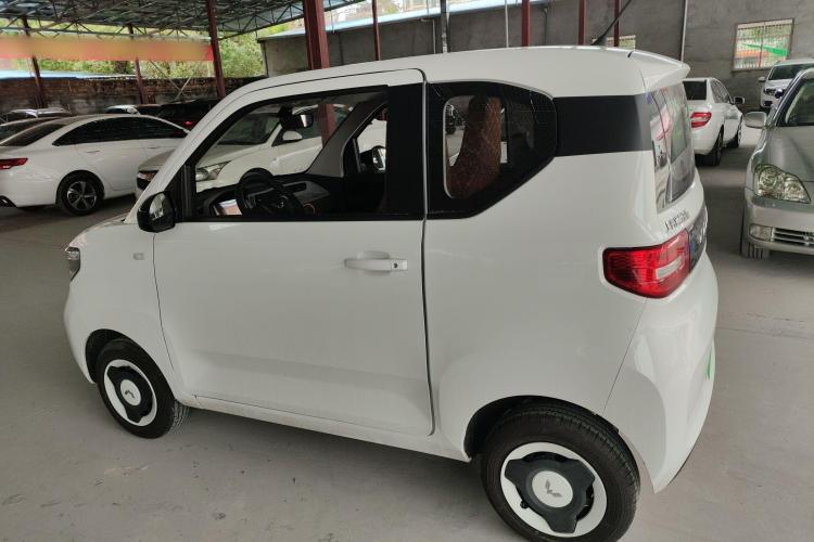 五菱汽车 宏光MINIEV 2022款 轻松款 磷酸铁锂车身外观4