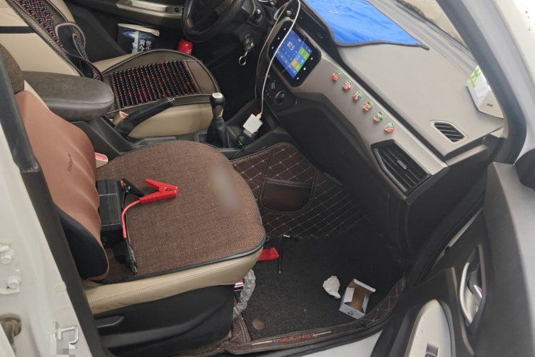 五菱汽车 五菱宏光 2018款 1.5L S舒适型L2B局部细节9005