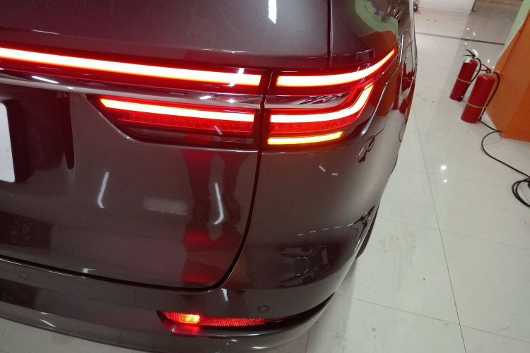 理想汽车 理想ONE 2021款 增程6座版车身外观6006