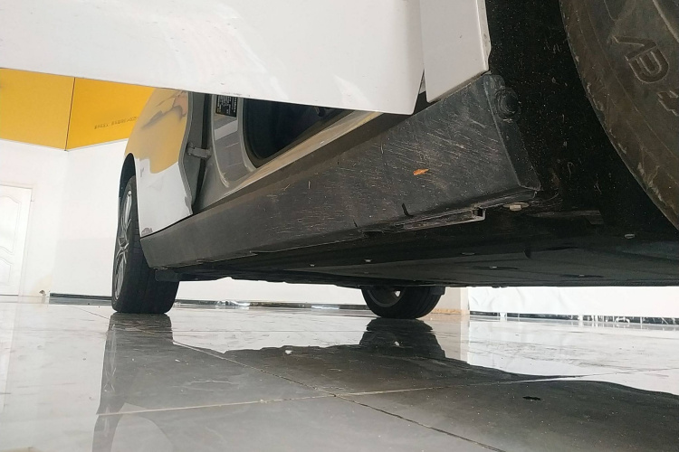 零跑汽车 零跑C10 2024款 210激光雷达版局部细节9001