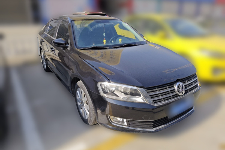 大众 朗逸 2013款 改款经典 1.6L 自动舒适版车身外观3