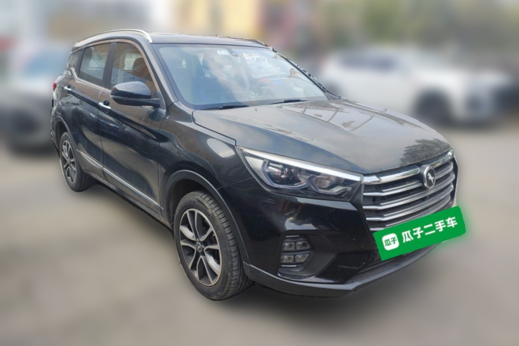 汉腾汽车 汉腾X5 2020款 1.5T 自动豪华型 5座车身外观3