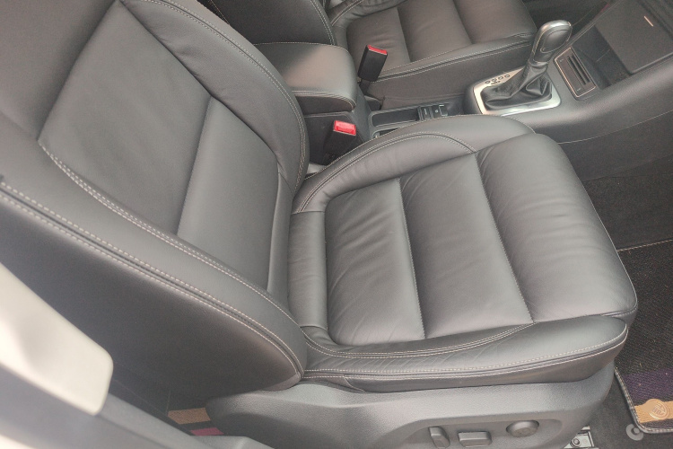 大众 途观 2016款 300TSI 自动两驱舒适版局部细节41