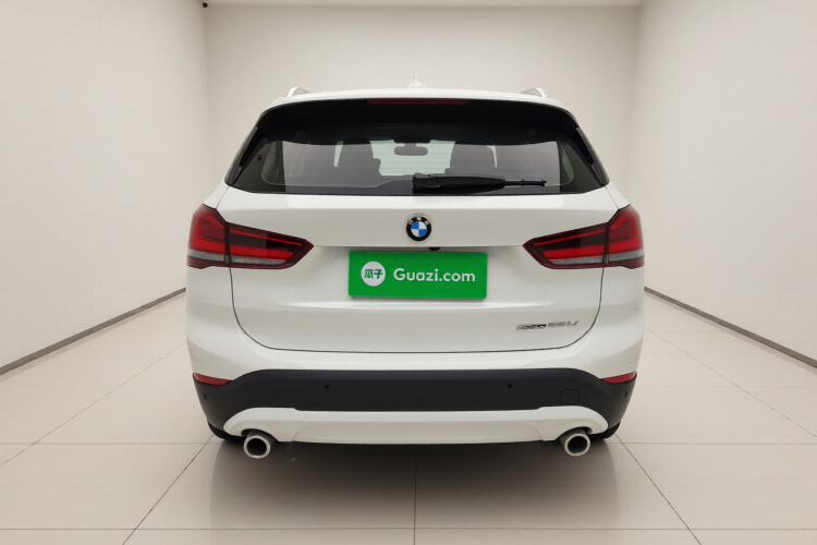 宝马X1 2021款 sDrive25Li 领先型车身外观6