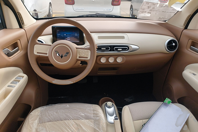 五菱汽车 宏光MINIEV 2025款 四门版 进阶款中控内饰12