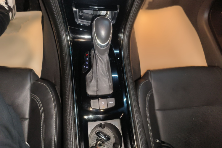 凯迪拉克ATS-L 2016款 28T 时尚型局部细节18