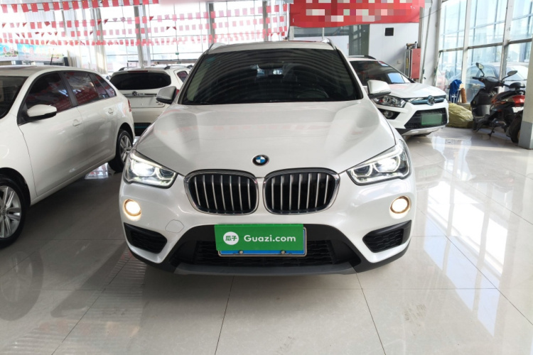 宝马X1 2019款 sDrive20Li 领先型车身外观2