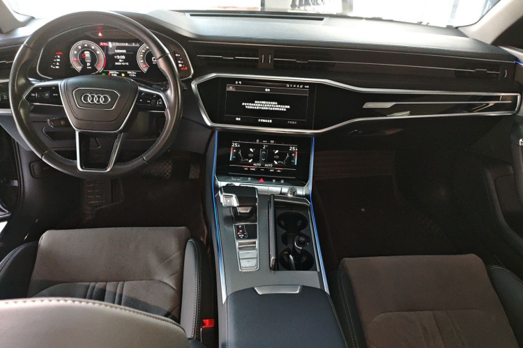 奥迪A6L 2023款 40 TFSI 豪华动感型中控内饰7002
