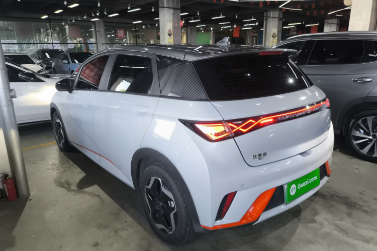 比亚迪 海豚 2021款 405km 时尚版车身外观4