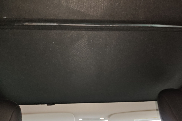 特斯拉 Model Y 2021款 标准续航后驱版局部细节22