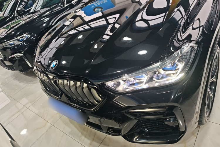 宝马X6 2022款 改款二 xDrive40i M运动套装车身外观2