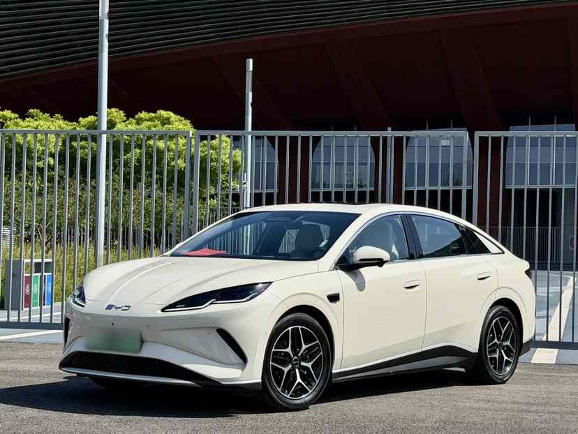 比亚迪 海豹06新能源 2025款 EV 545KM旗舰型(1)