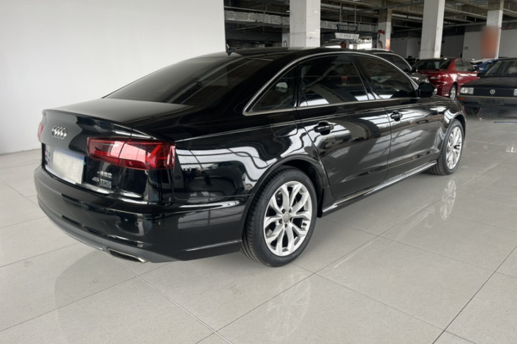 奥迪A6L 2016款 45 TFSI quattro 运动型车身外观6006