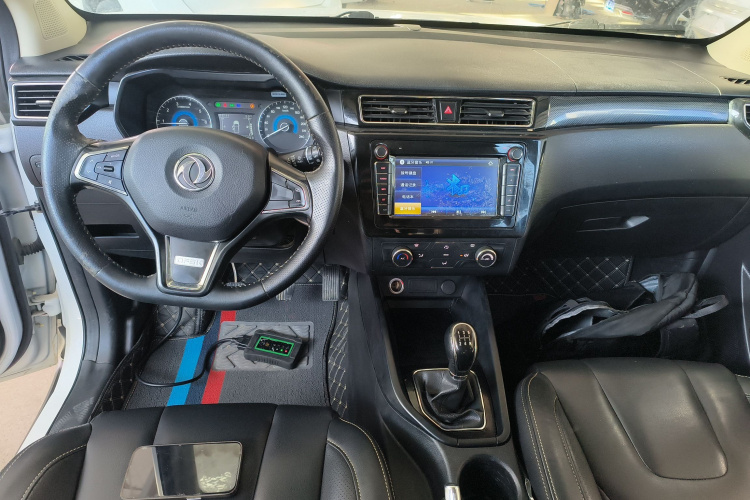 东风风光 风光580 2016款 1.8L 手动舒适型中控内饰12