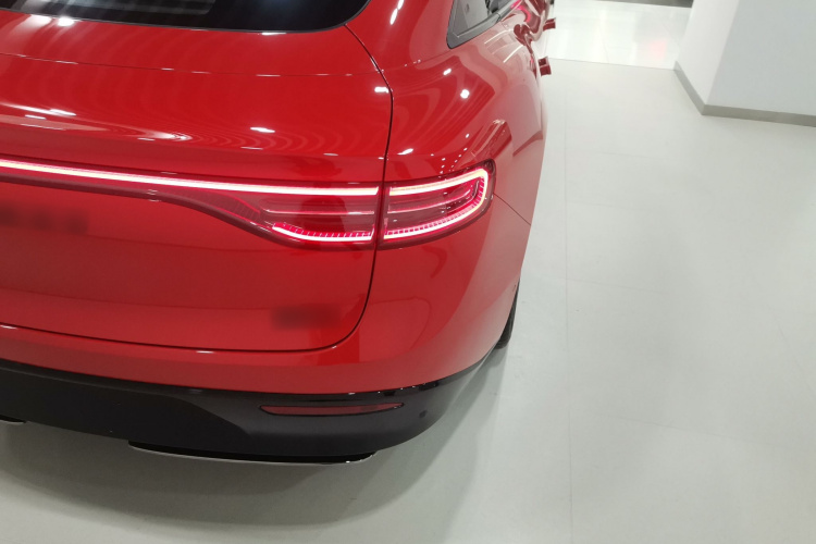 鸿蒙智行 智界S7 2024款 Ultra 四驱旗舰版车身外观9