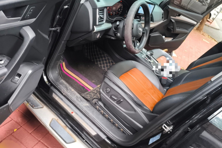 奥迪Q5L 2018款 40 TFSI 荣享时尚型 国VI中控内饰7003