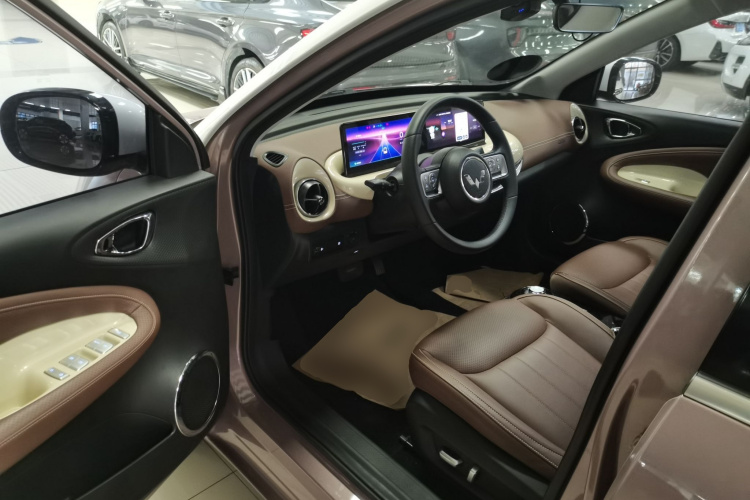 五菱汽车 五菱缤果 2023款 333km 灵犀互联款中控内饰20