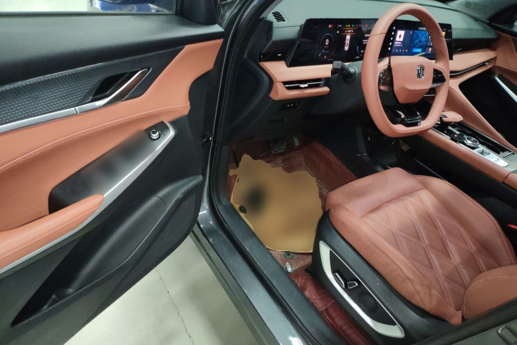 长安CS75 PLUS 2023款 第三代 1.5T 自动尊贵型中控内饰7003