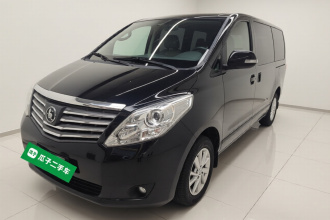 东风风行 菱智PLUS 2022款 旅行版 2.0L 手动豪华型 7座