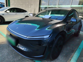 特斯拉 Model Y 2025款 后轮驱动版