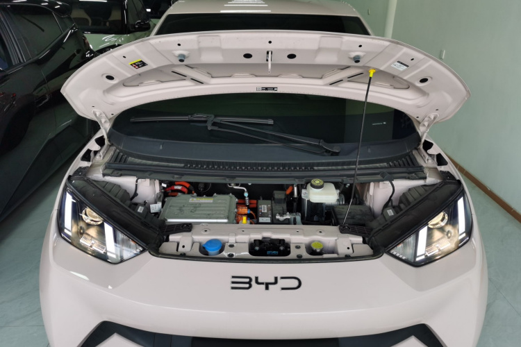 比亚迪 海鸥 2025款 305km 活力版机舱底盘24