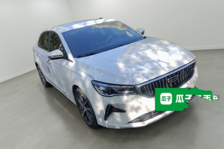 吉利汽车 帝豪 2022款 第4代 1.5L CVT尊贵型车身外观3