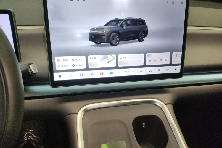 零跑汽车 零跑C16 2026款 纯电 630激光雷达智尊版 6座局部细节16