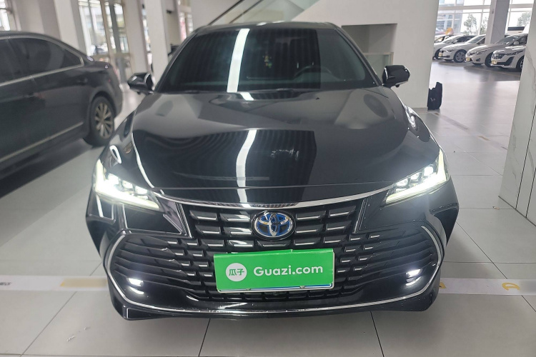 丰田 亚洲龙 2023款 双擎 2.5L 进取版车身外观2