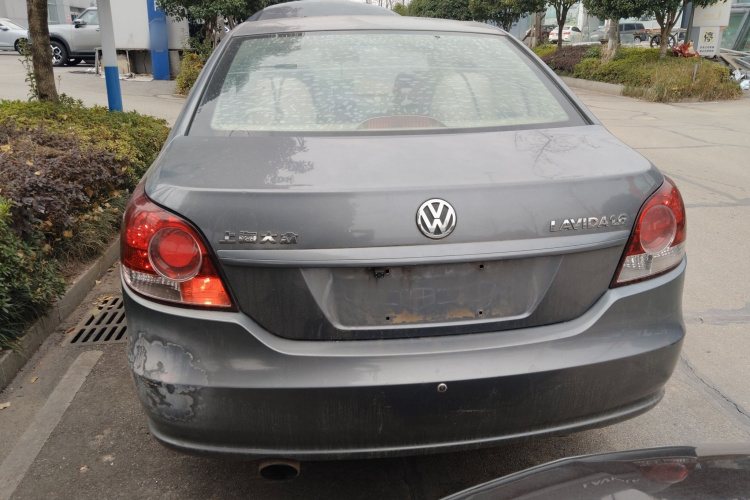 大众 朗逸 2011款 1.6L 手动品悠版车身外观6