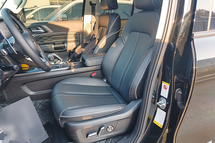 坦克300 2024款 2.0T 征服者局部细节19