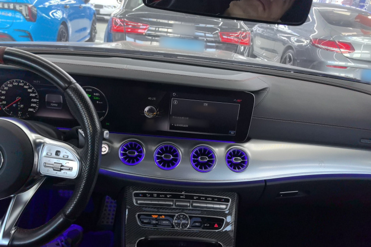 奔驰E级AMG 2019款 AMG E 53 4MATIC+ 轿跑车中控内饰12