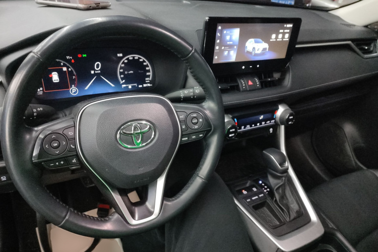 丰田 威兰达 2023款 2.0L CVT两驱豪华PLUS版中控内饰12