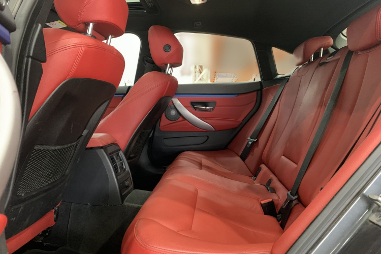 宝马4系  425i Gran Coupe M运动曜夜版中控内饰7004