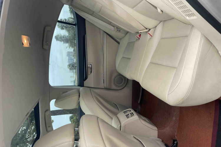 雷克萨斯ES 2013款 300h 精英版中控内饰7004